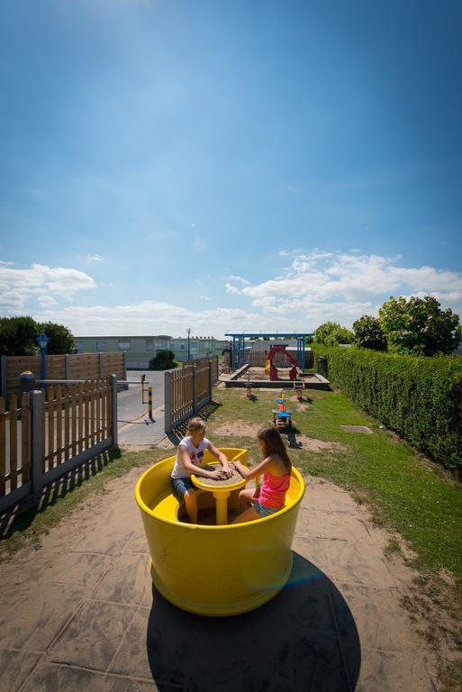 Park Merlo Bredene Exterior photo